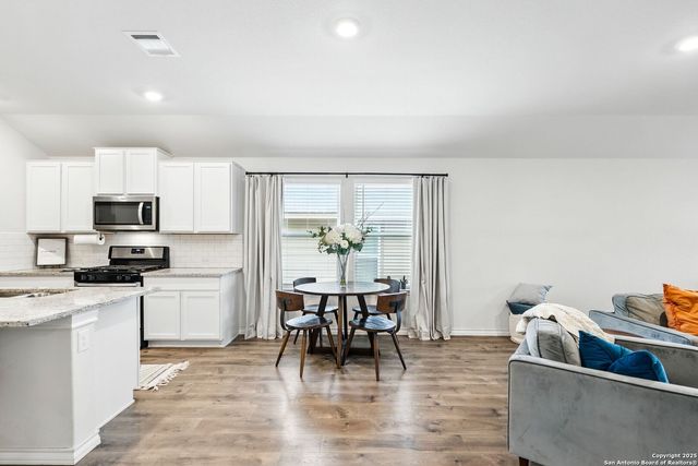 5523 Chase, San Antonio, TX 78266