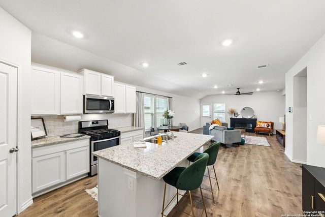 5523 Chase, San Antonio, TX 78266