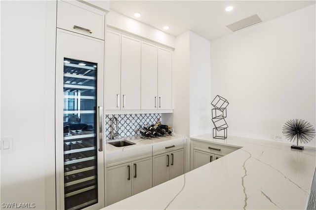 4810 PELICAN COLONY BLVD 1605, Bonita Springs, FL 34134