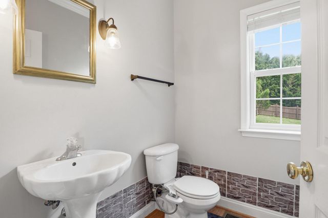28 MILLBROOK RD, Stafford, VA 22554