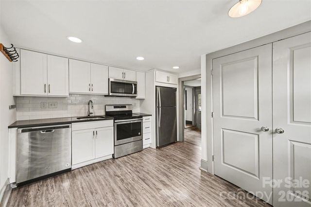 506 Campus Street, Charlotte, NC 28216