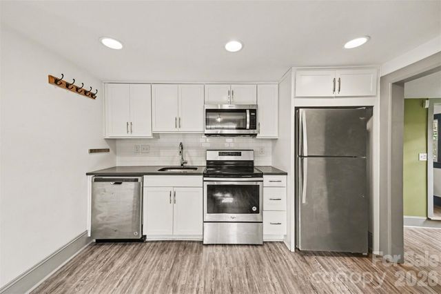 506 Campus Street, Charlotte, NC 28216