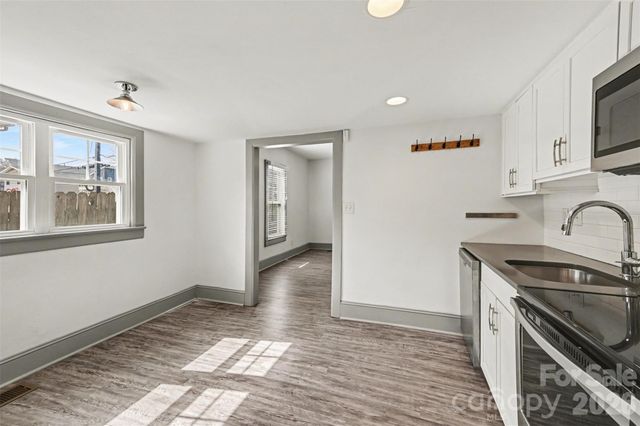 506 Campus Street, Charlotte, NC 28216