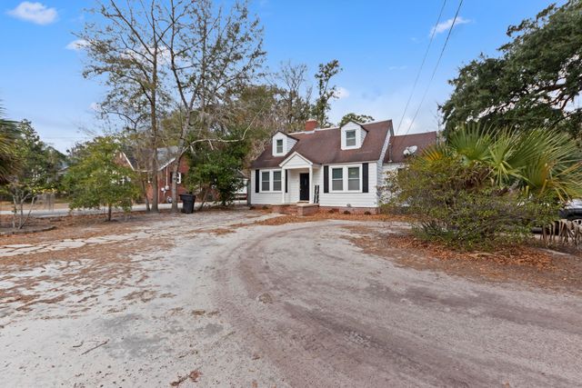 311 Warren Street, Walterboro, SC 29488