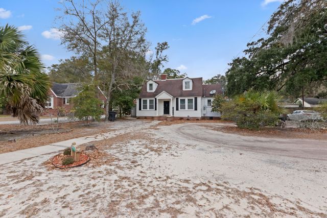 311 Warren Street, Walterboro, SC 29488