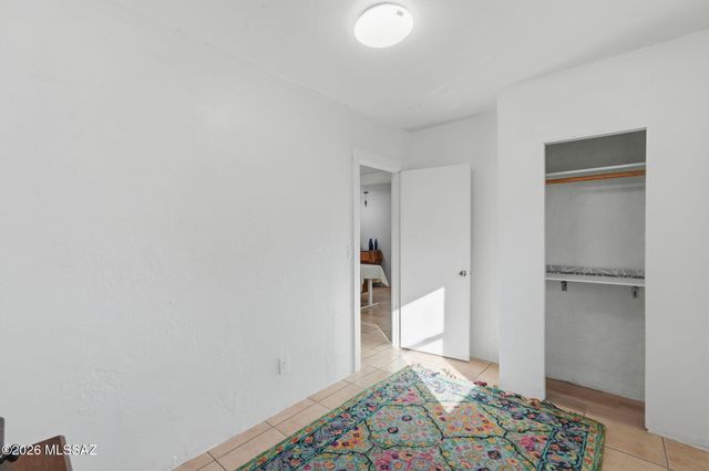 1426 W Delaware Street, Tucson, AZ 85745