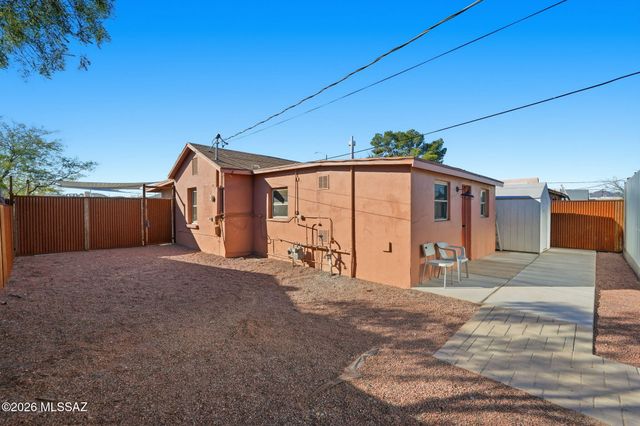 1426 W Delaware Street, Tucson, AZ 85745