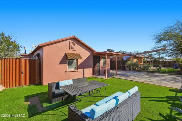 1426 W Delaware Street, Tucson, AZ 85745