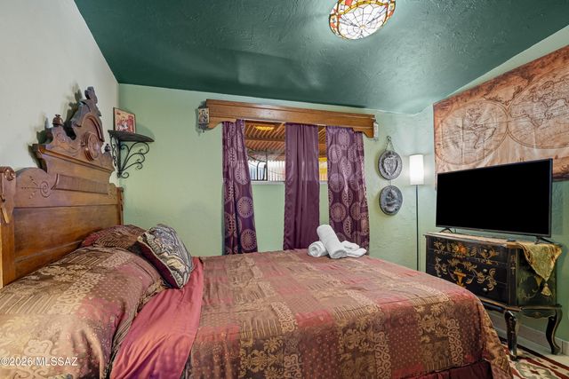 1426 W Delaware Street, Tucson, AZ 85745