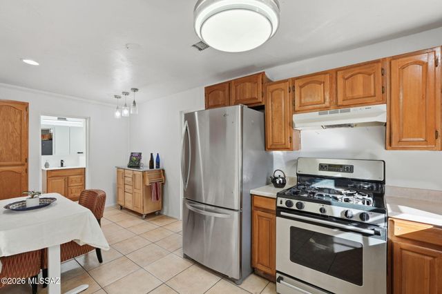 1426 W Delaware Street, Tucson, AZ 85745