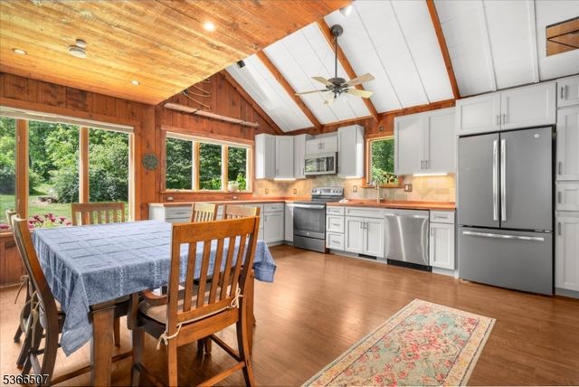 201 Still Valley Rd, Pohatcong Twp., NJ 08865