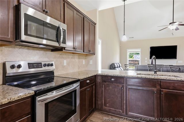85 Race Court, Godwin, NC 28344