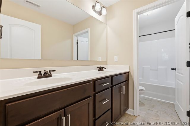 85 Race Court, Godwin, NC 28344
