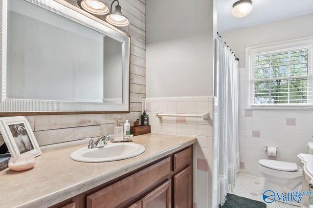 104 10th Avenue NE, Arab, AL 35016