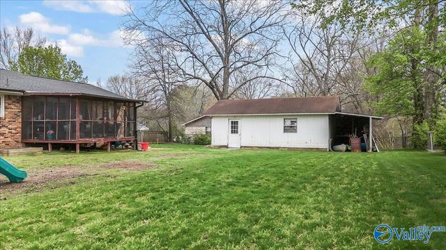 104 10th Avenue NE, Arab, AL 35016