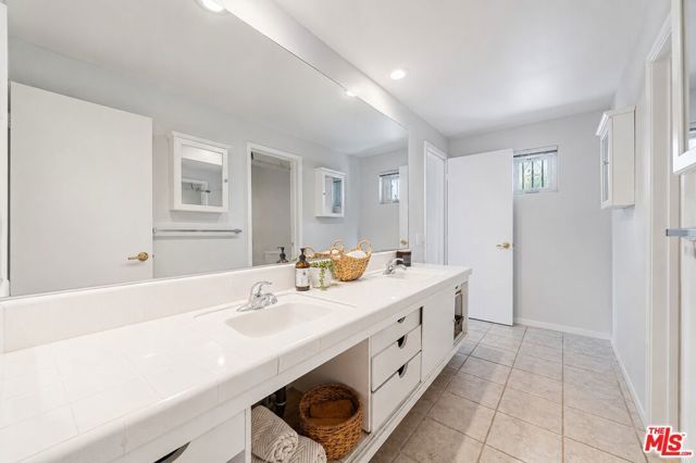 3543 Lavell Drive, Los Angeles, CA 90065