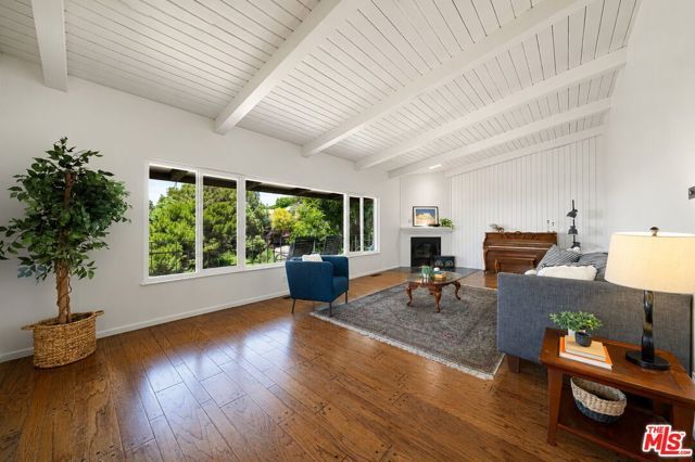 3543 Lavell Drive, Los Angeles, CA 90065