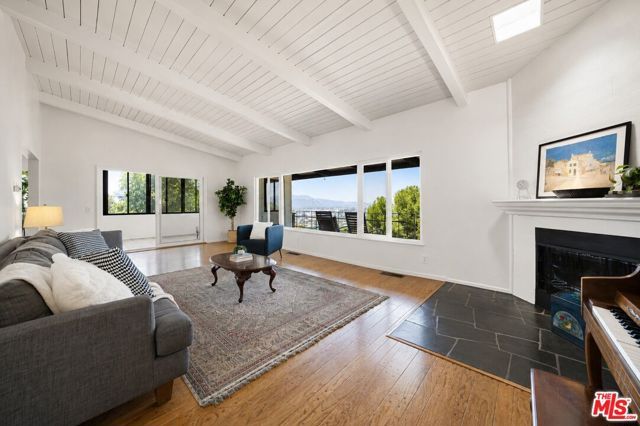 3543 Lavell Drive, Los Angeles, CA 90065
