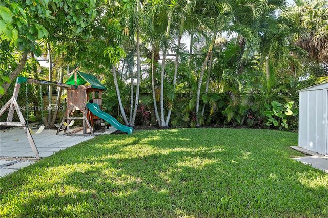 2451 SW 25th Street, Miami, FL 33133