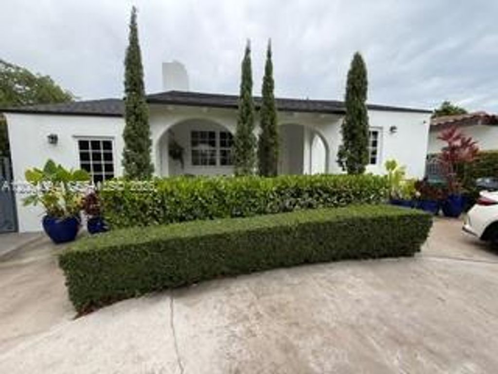 2451 SW 25th Street, Miami, FL 33133
