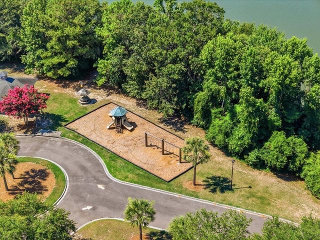 632 Silver Moss Drive, Moncks Corner, SC 29461