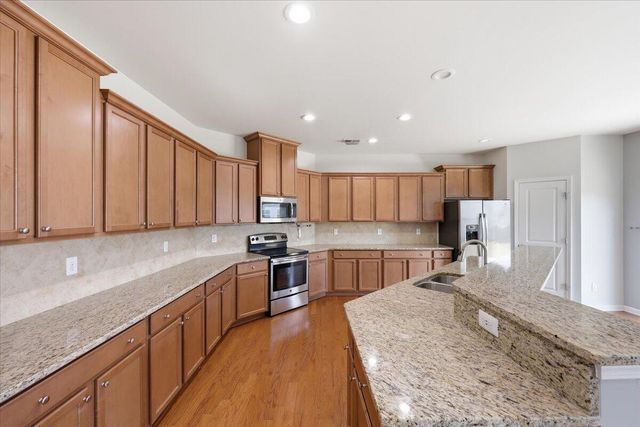 632 Silver Moss Drive, Moncks Corner, SC 29461