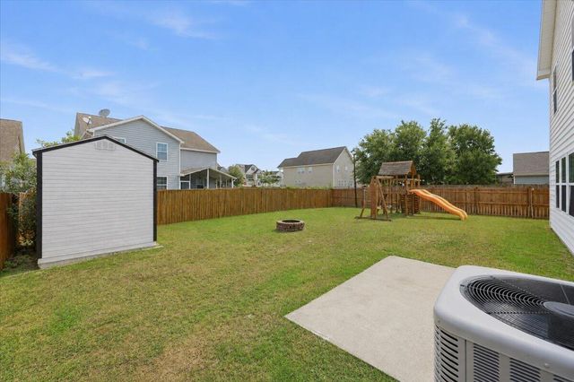 632 Silver Moss Drive, Moncks Corner, SC 29461