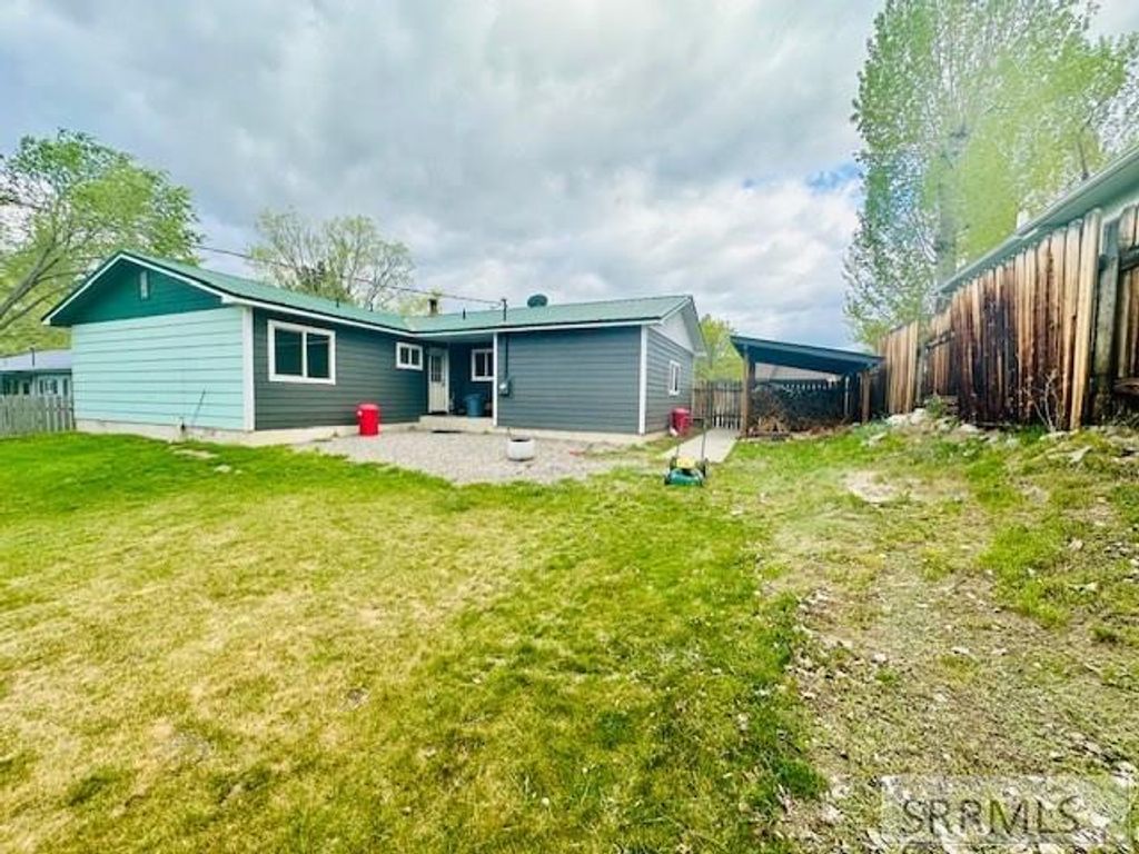 Image 24 of property listing at 1307 Taft Avenue, Salmon, ID 83467