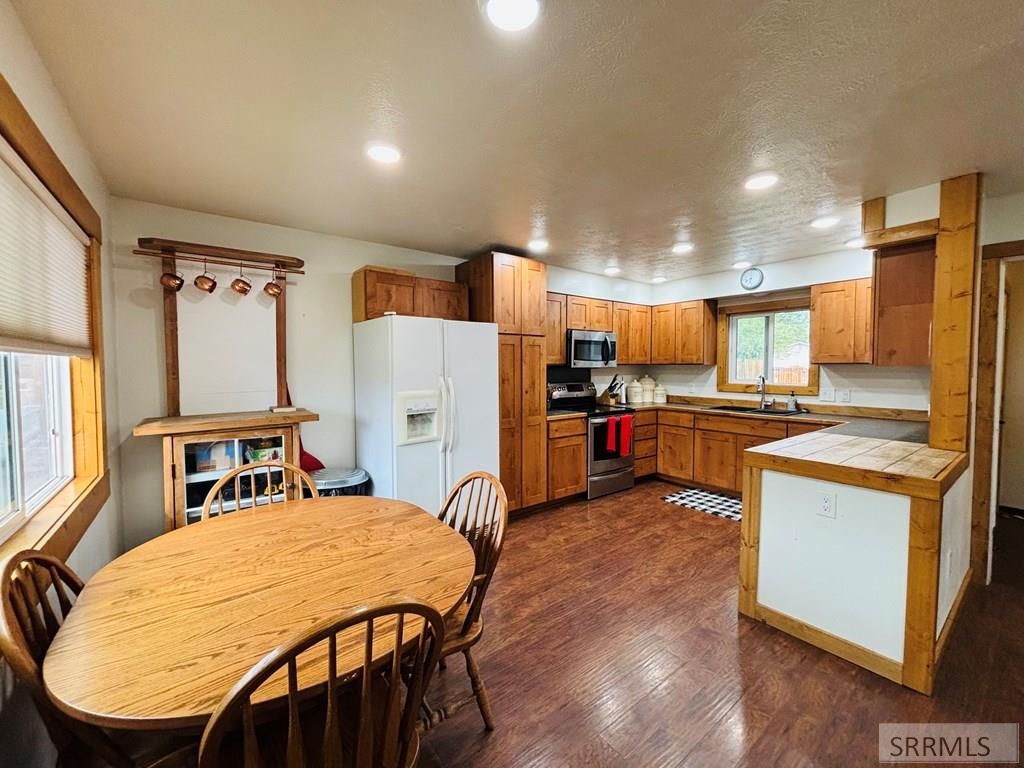 Image 5 of property listing at 1307 Taft Avenue, Salmon, ID 83467