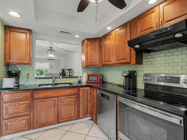 2653 WOODGATE LANE E-3, Sarasota, FL 34231