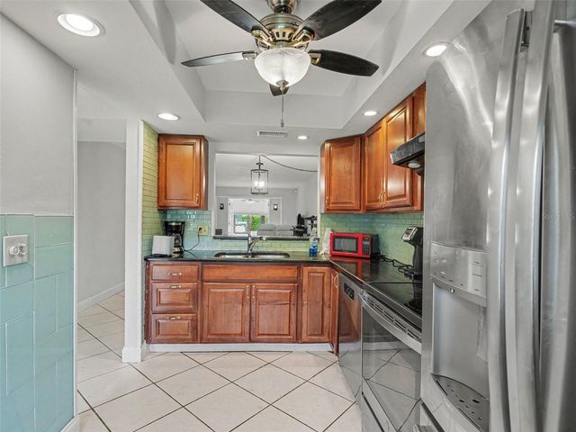 2653 WOODGATE LANE E-3, Sarasota, FL 34231