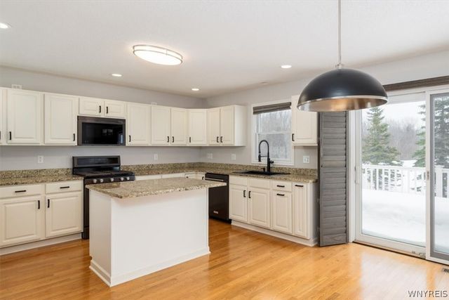 25 Springbrook Shores Drive, Elma, NY 14059