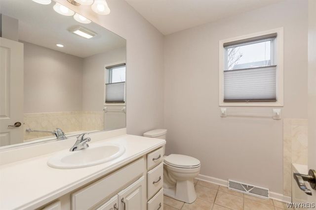 25 Springbrook Shores Drive, Elma, NY 14059