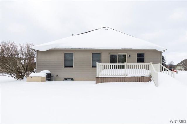 25 Springbrook Shores Drive, Elma, NY 14059