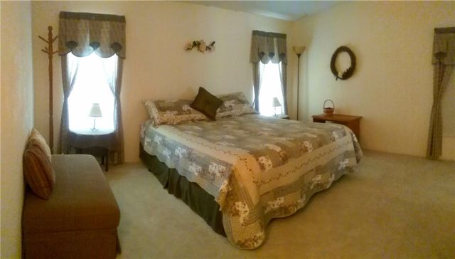 3758 W Redwall Drive, Golden Valley, AZ 86413