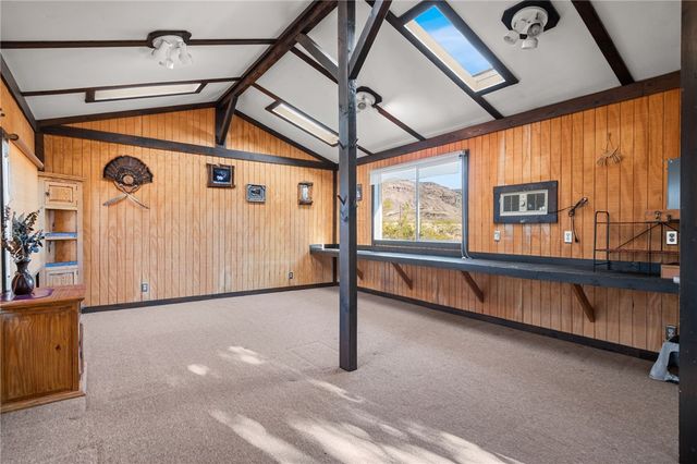 3758 W Redwall Drive, Golden Valley, AZ 86413