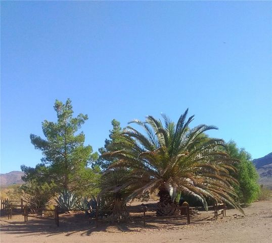 3758 W Redwall Drive, Golden Valley, AZ 86413