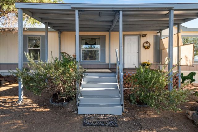 3758 W Redwall Drive, Golden Valley, AZ 86413