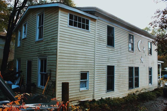 564 Main St Street, Cairo, NY 12413