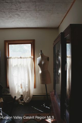 564 Main St Street, Cairo, NY 12413