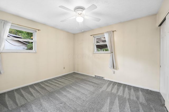 6983 Constitution Place, Columbus, OH 43235