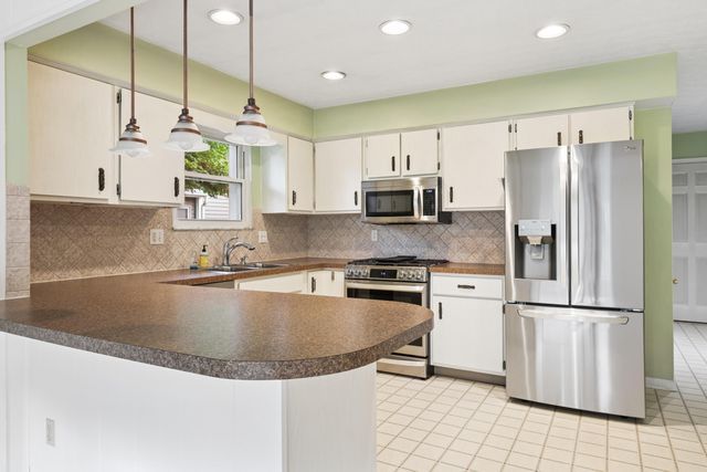 6983 Constitution Place, Columbus, OH 43235