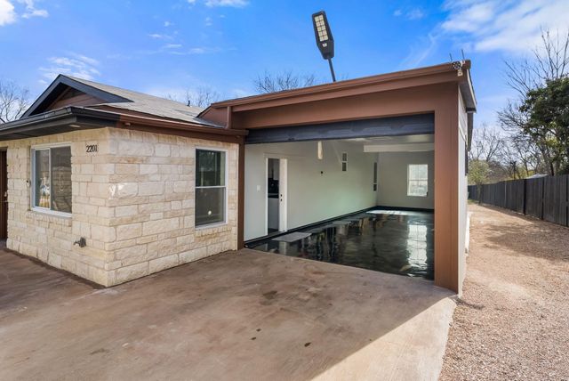 2201 Teri RD, Austin, TX 78744