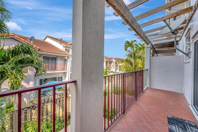 10110 SW 154th Cir Ct 105-1, Miami, FL 33196