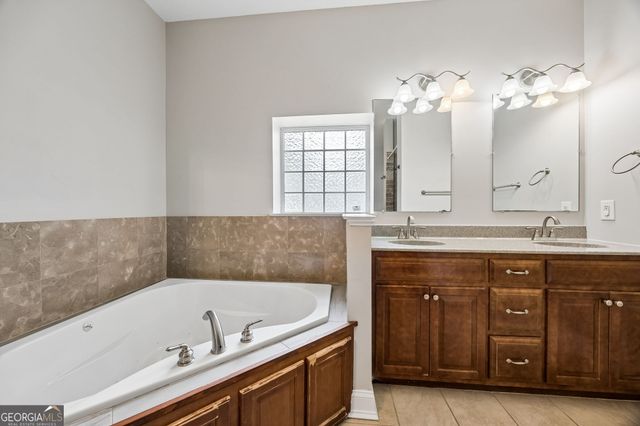 515 Hide Away Lake Loop, Kingsland, GA 31548