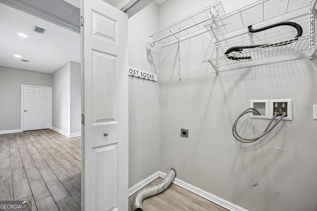 515 Hide Away Lake Loop, Kingsland, GA 31548