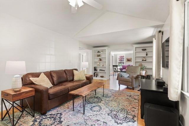 67 Bridle Path, Franklin, MA 02038