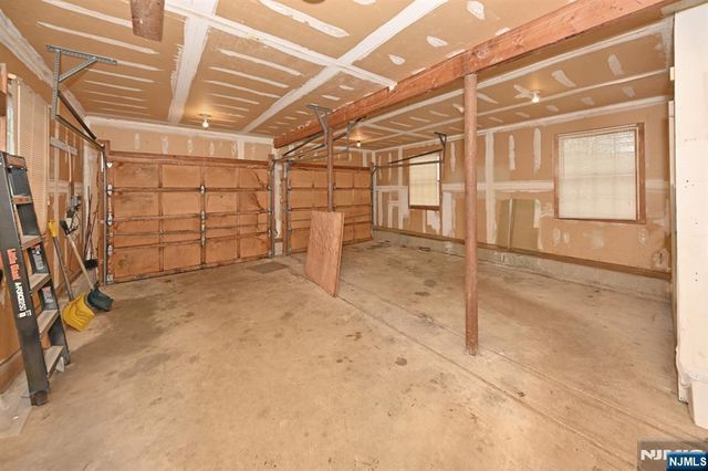 468 Old Tappan Road, Old Tappan, NJ 07675