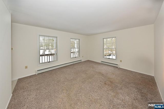 468 Old Tappan Road, Old Tappan, NJ 07675