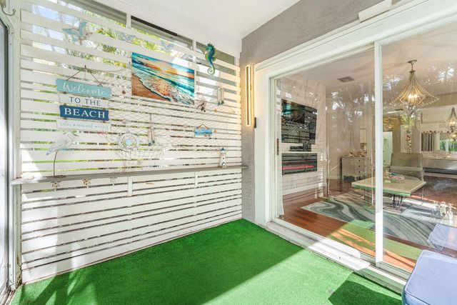 20 S Lakeshore Drive C, Hypoluxo, FL 33462